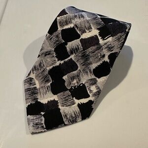 100% Italian Silk Torriani Elegant Monochrome Men's Tie Extra Long